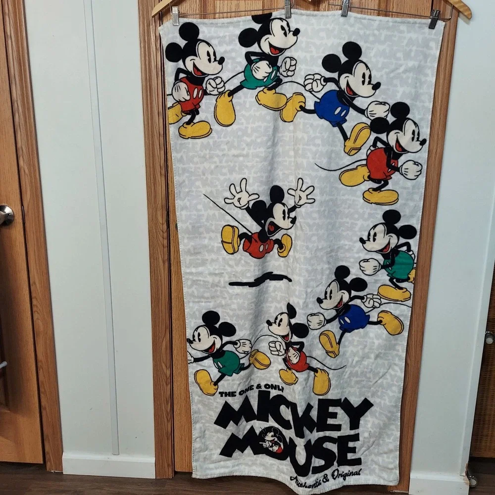 Disney Parks Mickey Mouse Beach Towel Authentic Original 100% Cotton White Large